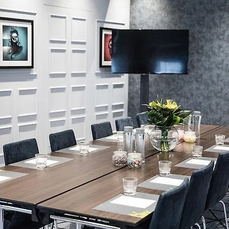Malmaison Leeds Hotel 4*